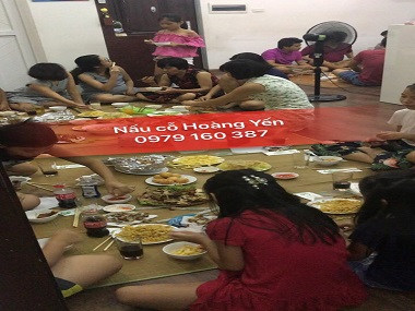 TIỆC ĐẦY THÁNG Ở CHUNG CƯ RAINBOW LINH ĐÀM, HOÀNG MAI, HÀ NỘI