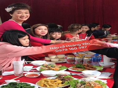 NẤU CỖ TẠI NHÀ Ở ĐÊ LA THÀNH, HÀ NỘI