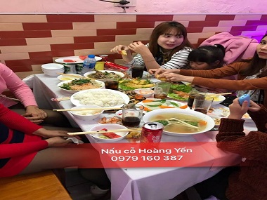 NẤU CỖ TẠI NHÀ Ở PHỐ NGUYỄN QUANG BÍCH
